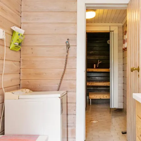 21 By Interhome
